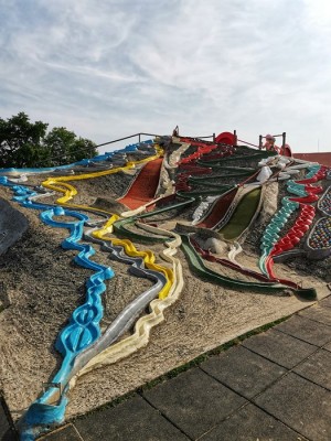 Houpačky, prolézačky